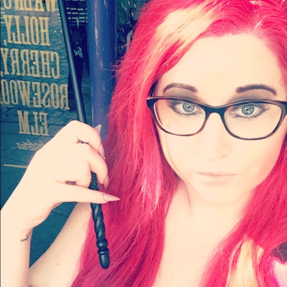 Meet your Posher, Eva - Picture 3 of 4